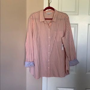 NWT Old Navy The Classic Shirt